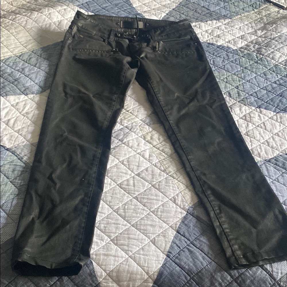 Barbara Bui Black Ankle Cropped pants with Washed Look